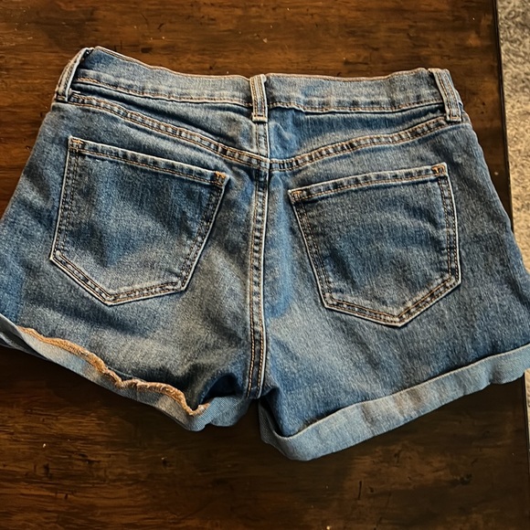 Old navy jean shorts - Picture 2 of 2